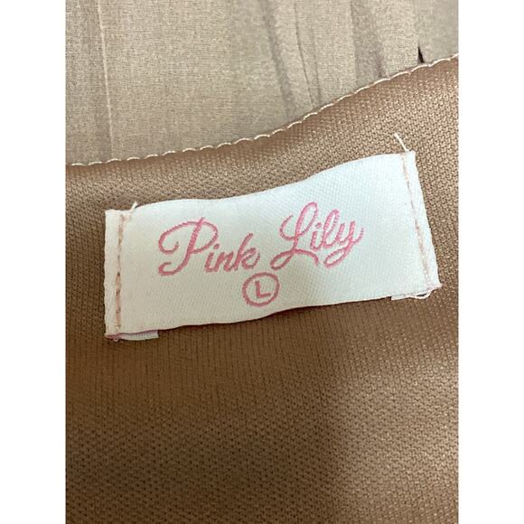 Pink Lily Women's Beige Tan Ruffle Long Sleeve Pleated Button Jumpsuit Romper L - Picture 4 of 5